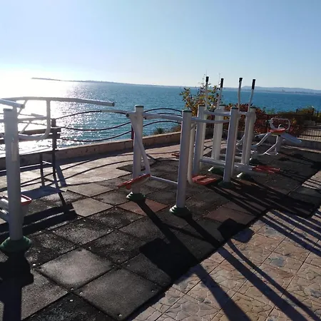 Appartement Noks First Line Seaview